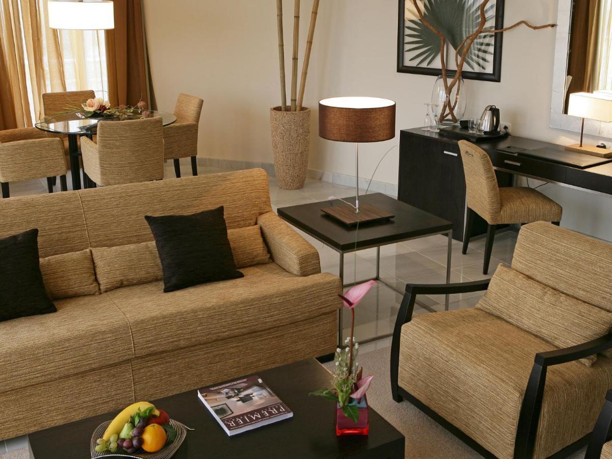 Senator Banus (Adults Only) Hotel Estepona Room photo A suite at the hotel