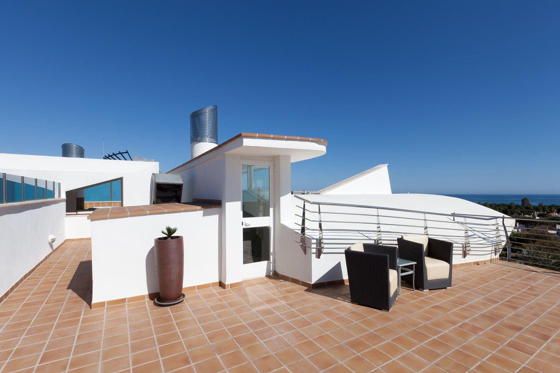 Senator Banus (Adults Only) Hotel Estepona Exterior photo Roof terrace
