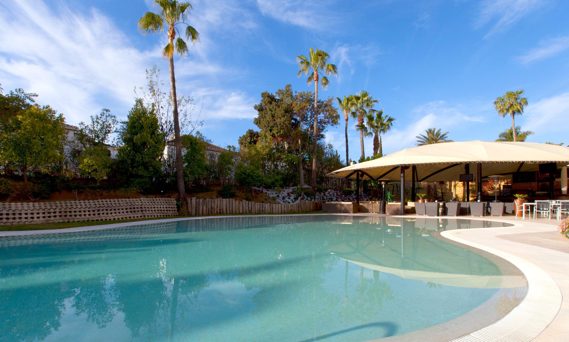 Senator Banus (Adults Only) Hotel Estepona Exterior photo The swimming pool at the hotel