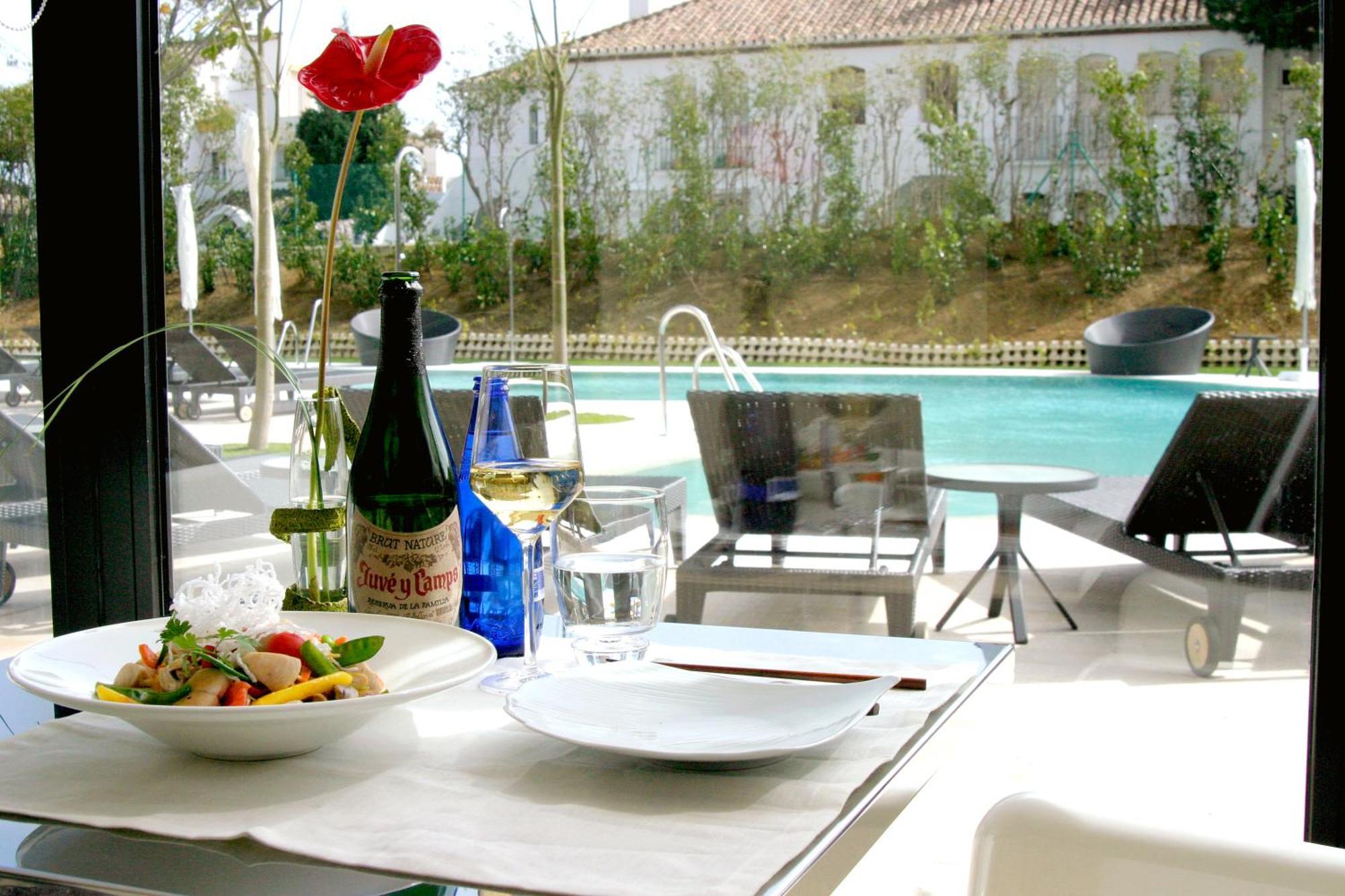 Senator Banus (Adults Only) Hotel Estepona Facilities photo The pool at the hotel