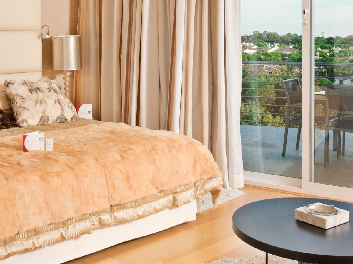 Senator Banus (Adults Only) Hotel Estepona Room photo A bedroom at the hotel